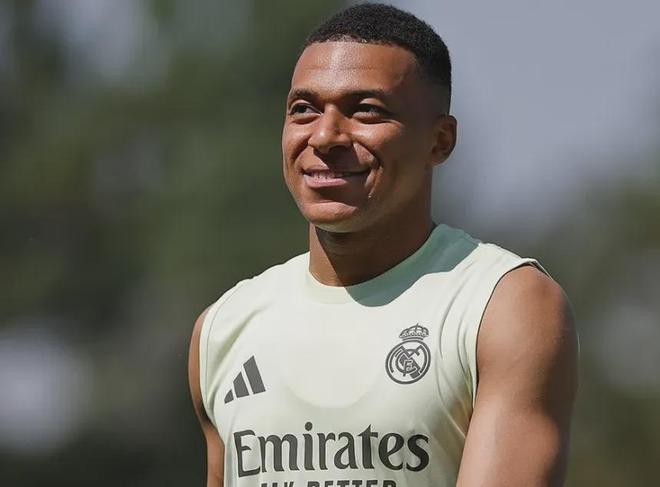 姆巴佩回应质疑：伤情误判与皇马医疗团队被解