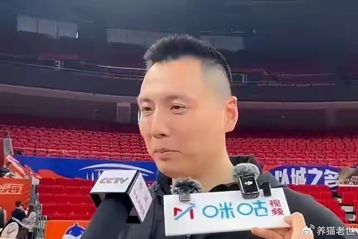 上海男篮险胜广州，王哲林罚球定乾坤，隐患浮